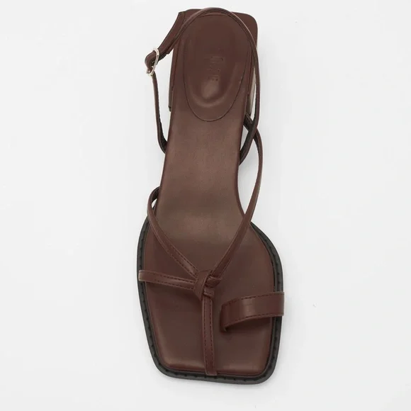 SQUARED TOE RING SANDALS - Picture 2 of 4